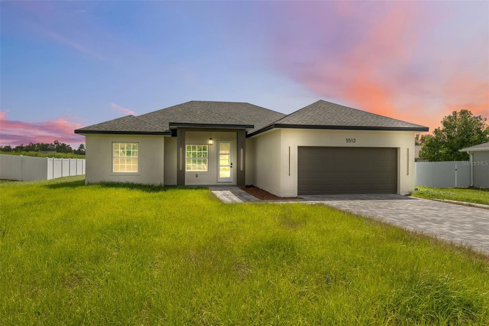 Property Photo: 5512 SW 150th Lane FL 34473