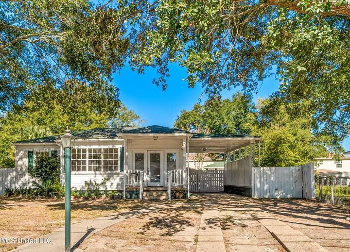 Property Photo:  1648 Hollywood Boulevard  MS 39531 