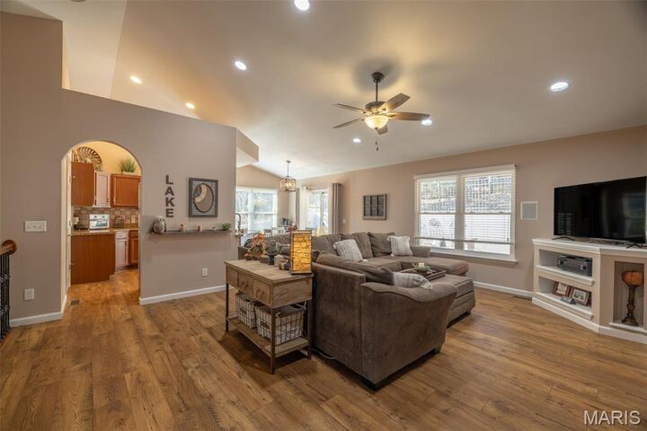 Property Photo:  31261 Willow Court  MO 63348 