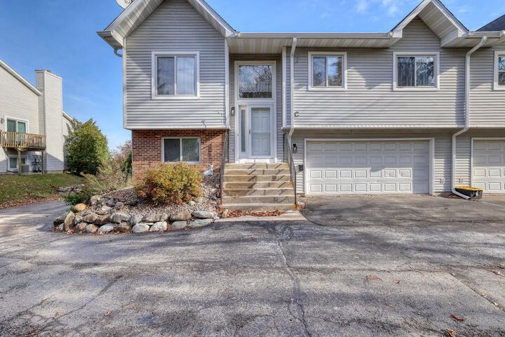 Property Photo:  1825 Woodburn Rd C  WI 53188 