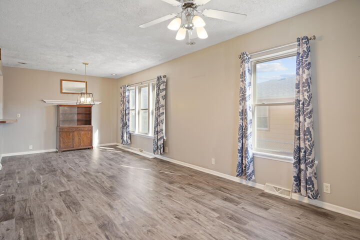 Property Photo: 1612 Bryn Mawr Ave WI 53403