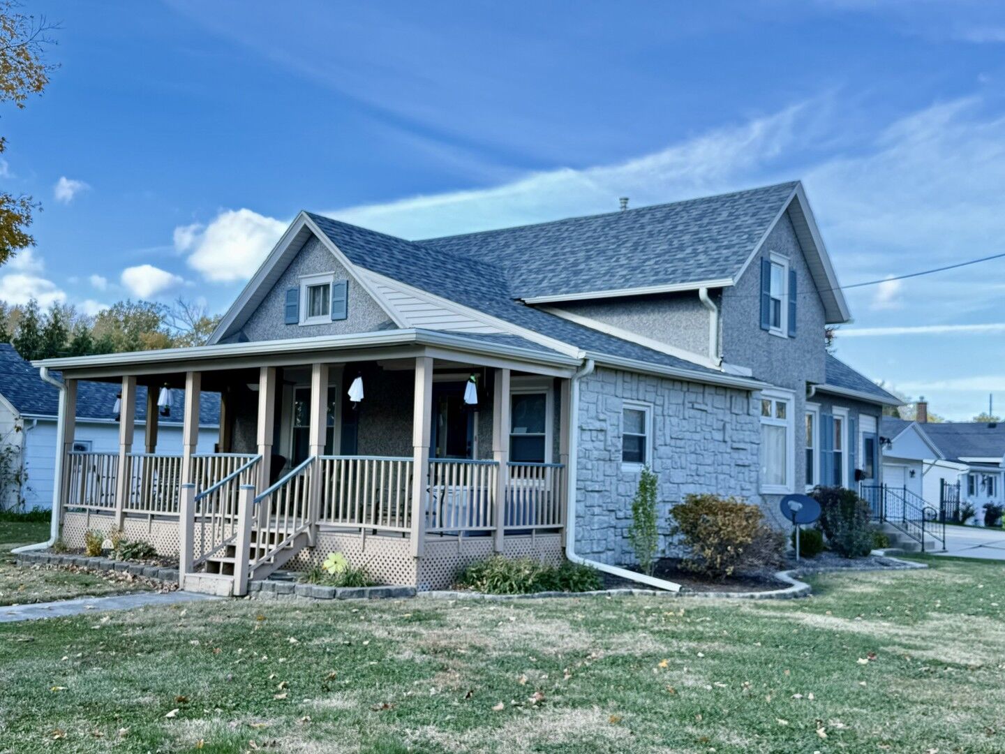 Property Photo: 2301 Market Street IL 61354