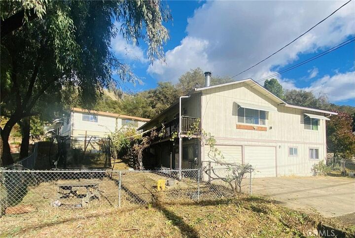 Property Photo:  2900 Oakcrest Drive  CA 95458 