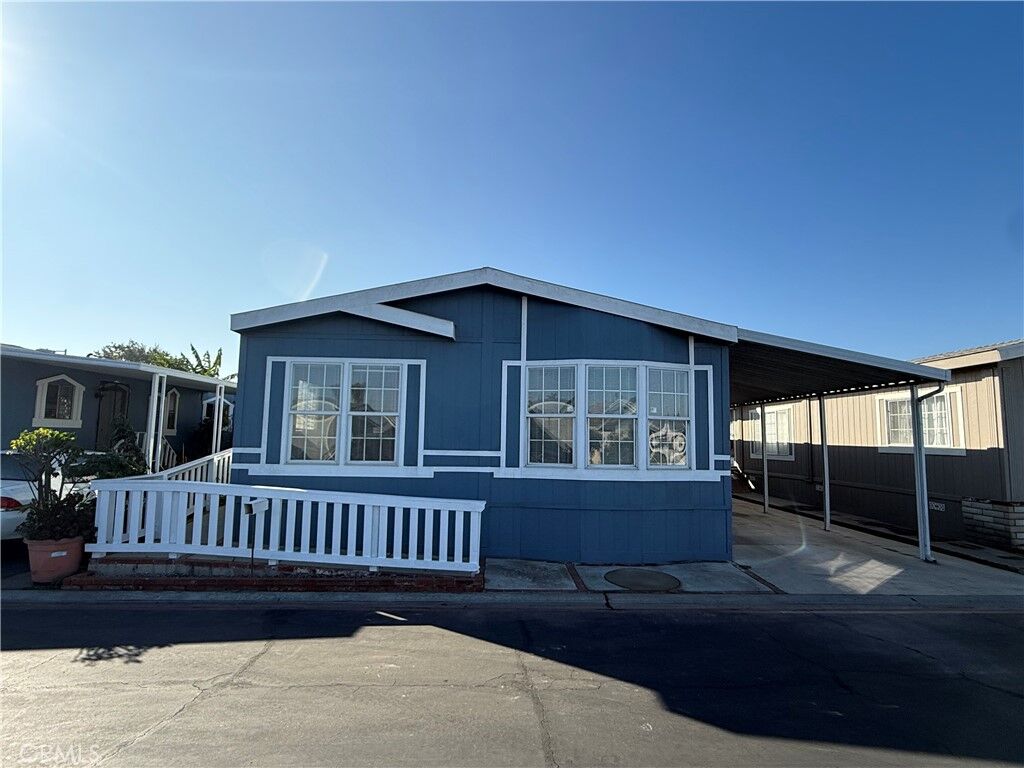 Property Photo:  7850 Slater Avenue 99  CA 92647 
