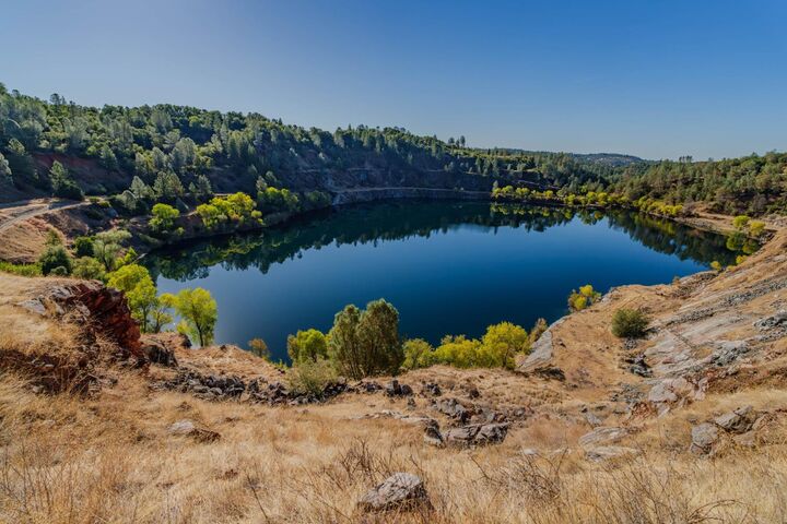 Property Photo: 5122 Old Gulch Road CA 95249