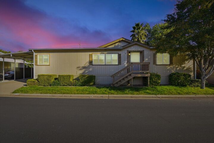 Property Photo: 1400 W Marlette Street 11 CA 95640