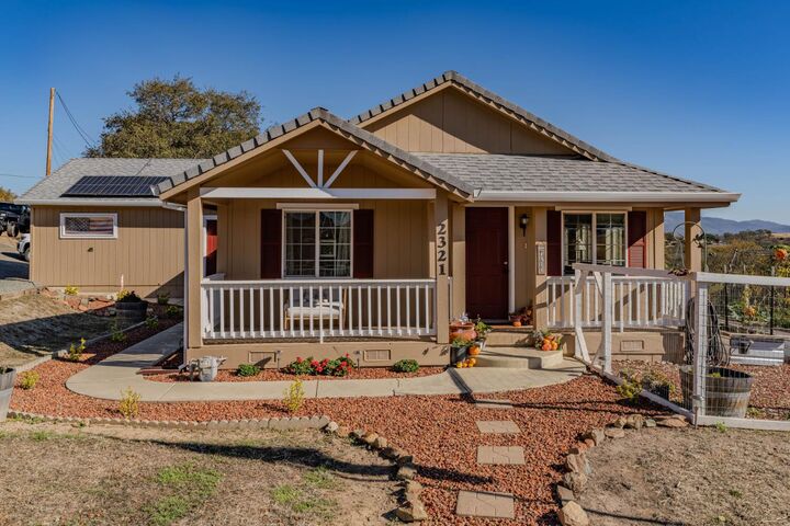 Property Photo:  2321 Hartvickson Lane  CA 95252 