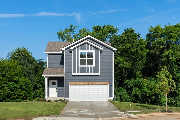 Property Photo: 749 Caraway Ln TN 37211