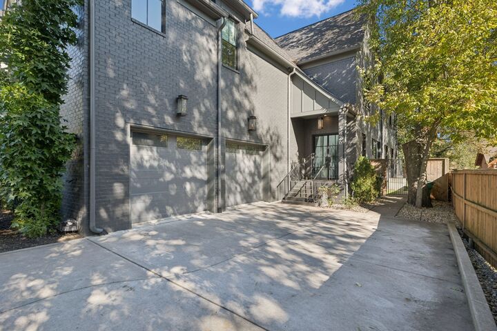 Property Photo: 3426 Stokesmont Rd TN 37215