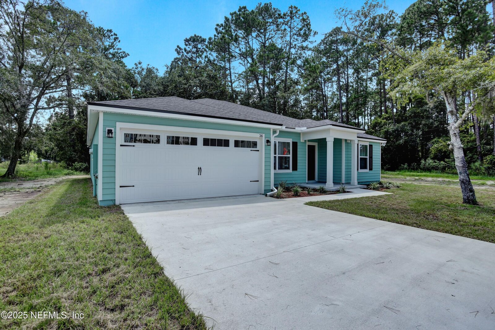 Property Photo:  36 Castleberry Road  FL 32218 