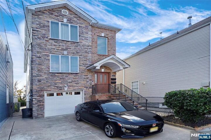 Property Photo:  221 William Street  NJ 07029 