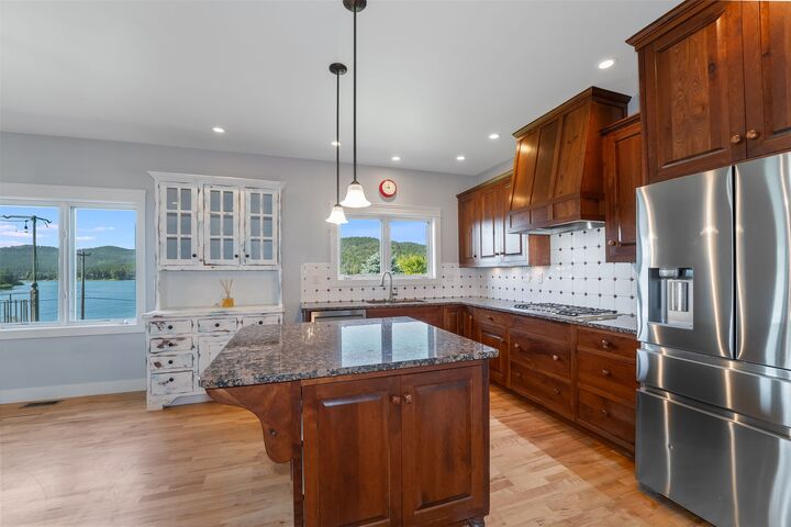 Property Photo: 37 Roybals Way MT 59901