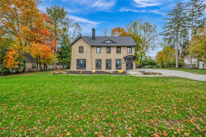 Property Photo: 1555 W Market Street OH 44313