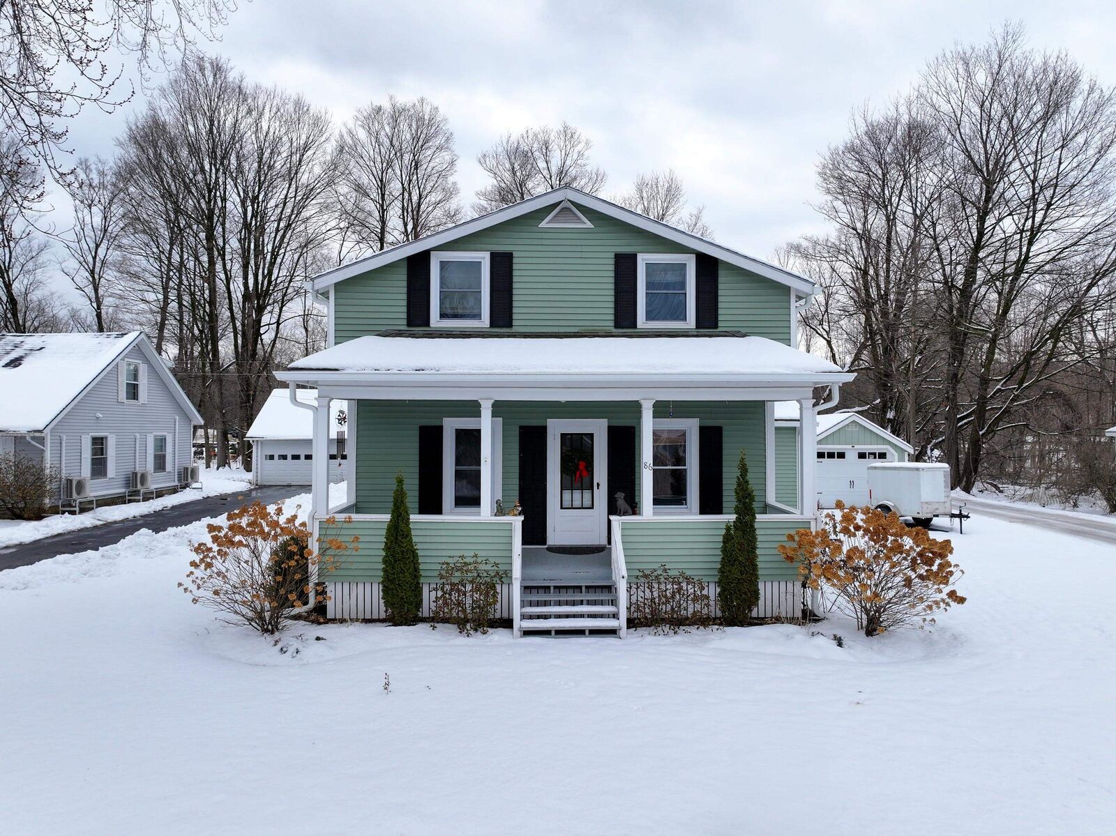Property Photo: 86 Ossie Road VT 05753