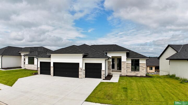 Property Photo: 5504 N 212th Avenue NE 68022