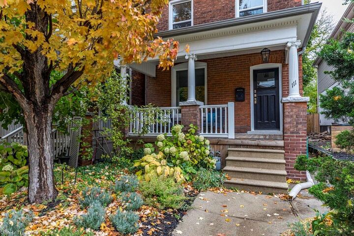 Photo de la propriété:  111 Gladstone Avenue  ON L8M 2H8 