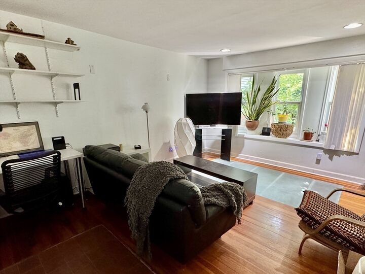 Property Photo: 237 Mount Auburn St 237 MA 02138