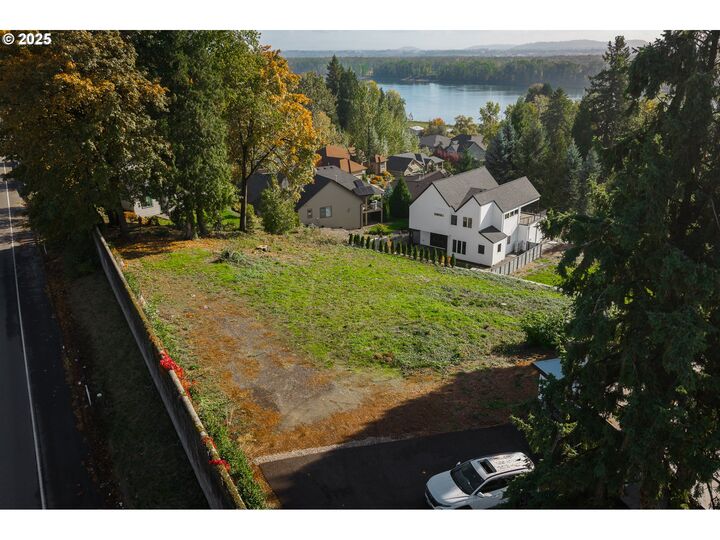 Property Photo: 4333 SE 167th Ln WA 98683