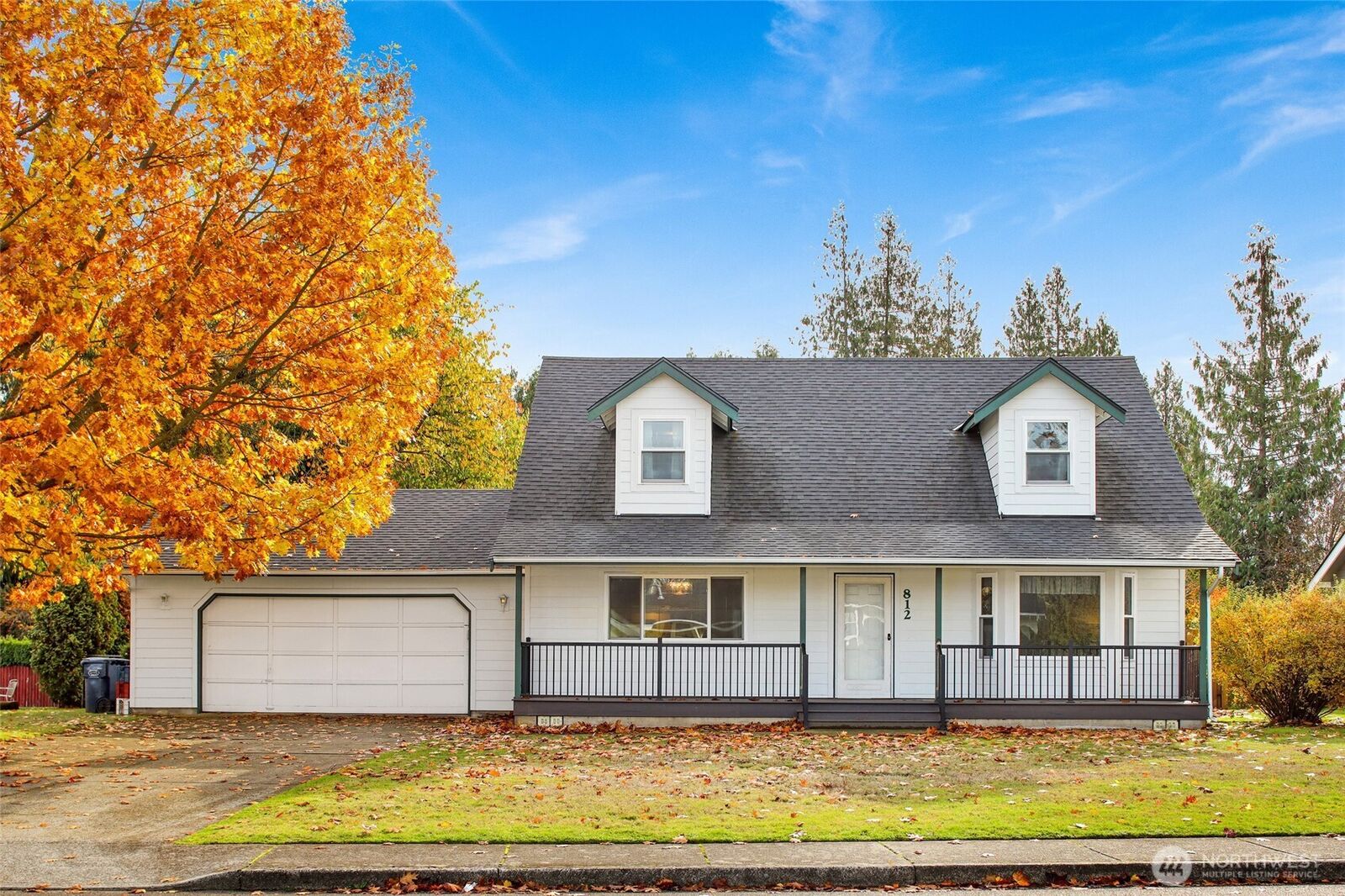 Property Photo: 812 Vine Circle WA 98264