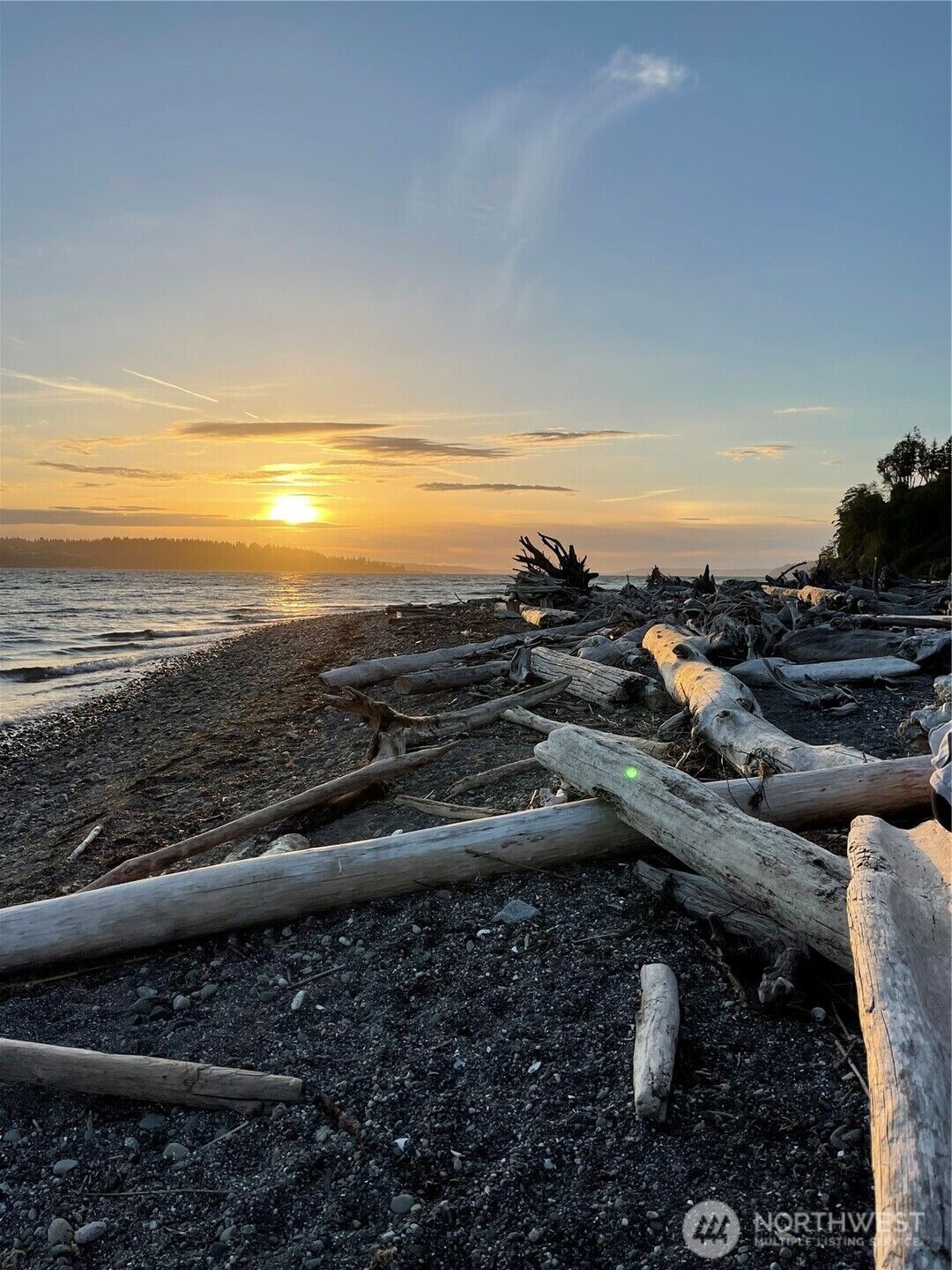 Property Photo:  113 B  Whidbey Island Drive  WA 98206 