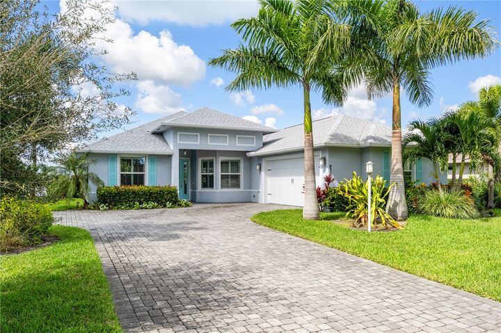 Property Photo:  933 Yearling Trail  FL 32958 