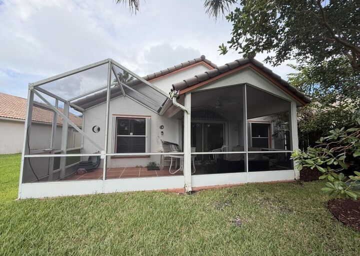 Property Photo:  1628 Carriage Brooke Drive  FL 33414 