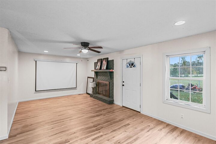 Property Photo: 337 Eugene Keen Road KY 42164