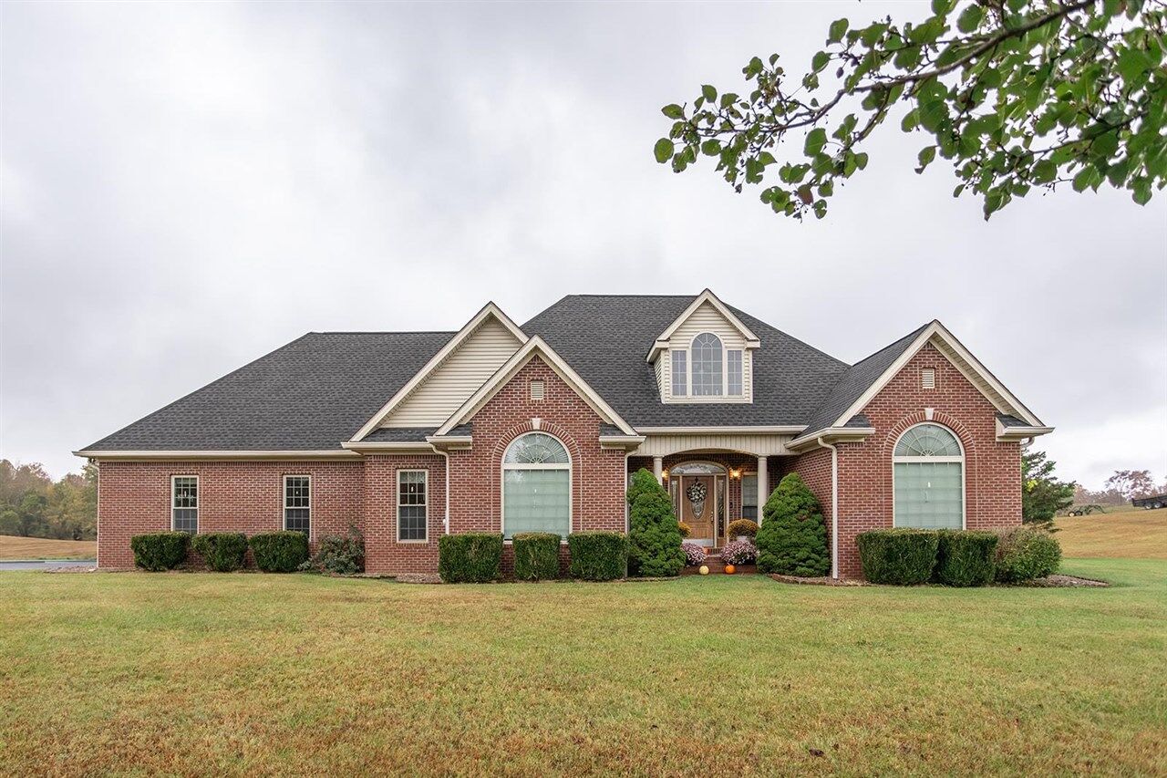 Property Photo: 2077 Red Banks Road KY 42717