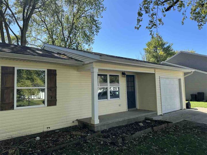 Property Photo: 707 Elm Street IN 47330