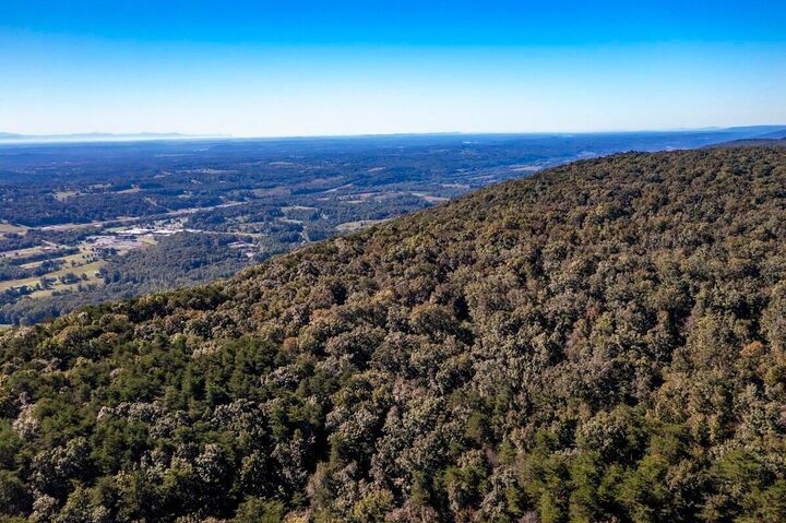 Property Photo: 205 Tract Wash Pelfrey Road TN 37332