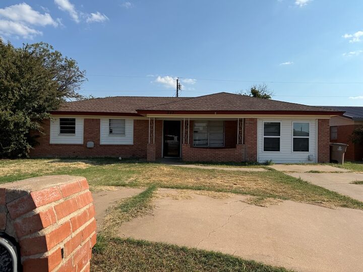 Property Photo:  317 Van Zandt St  TX 76905 