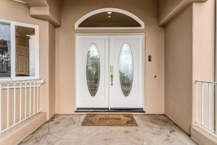 Property Photo:  1 Overlook Place  CA 93940