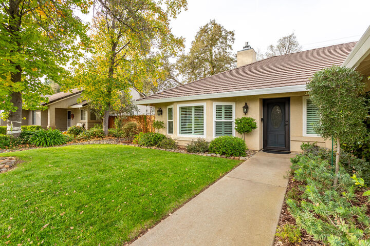 Property Photo:  2408 Castlewood Drive  CA 96002 