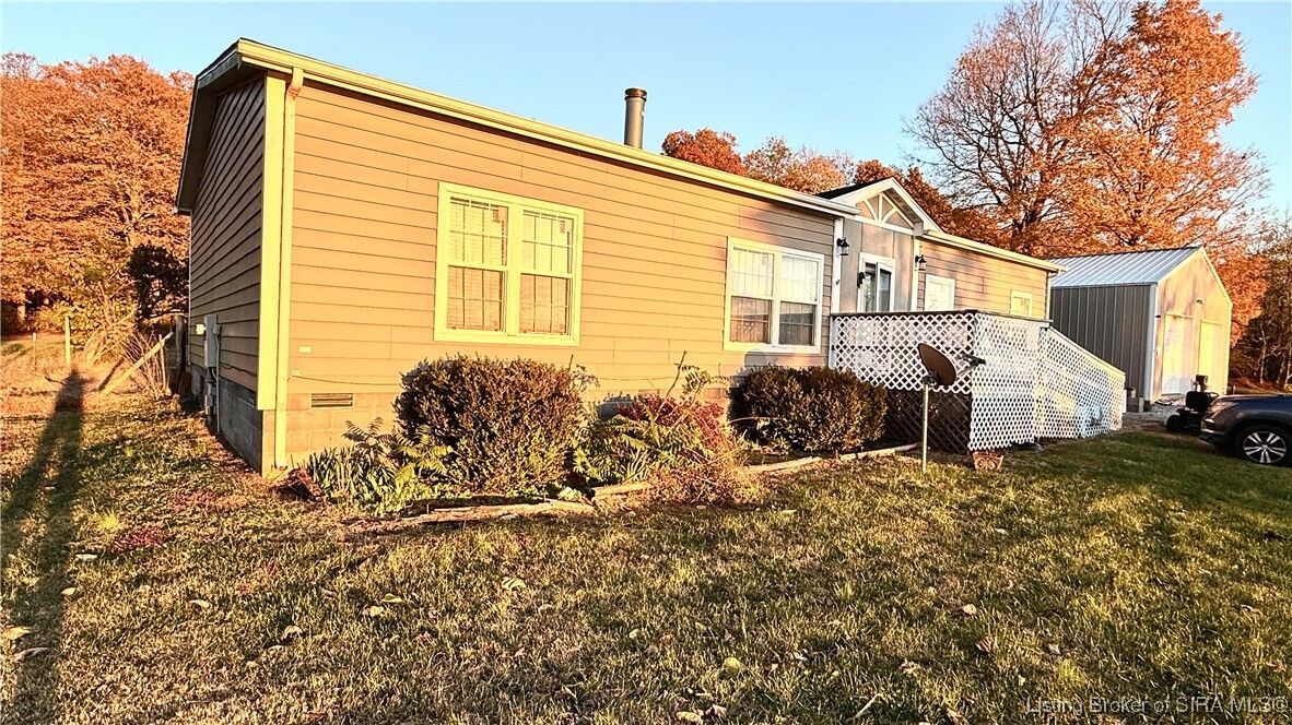 Property Photo: 8410 Valley City Mauckport Road SW IN 47142