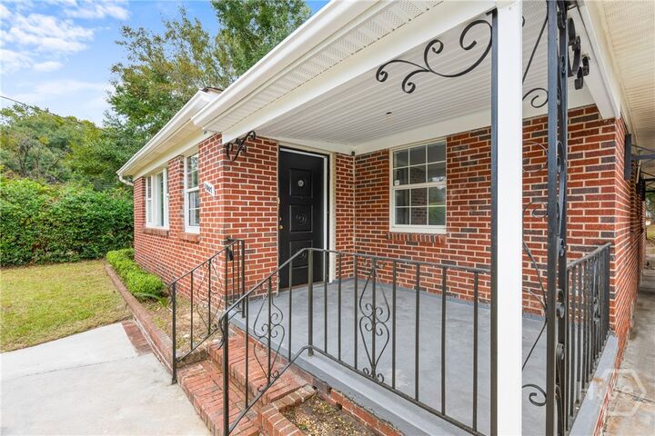 Property Photo:  1807 Fitzgerald Street  GA 31405