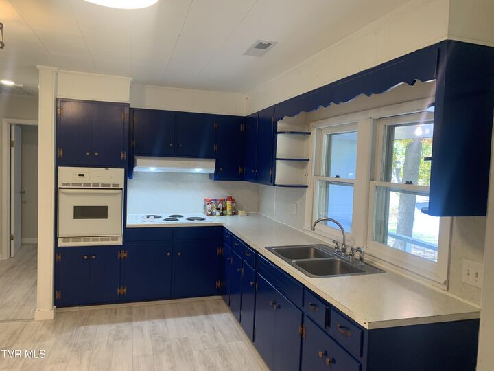 Property Photo:  441 Mimosa Street  TN 37645 