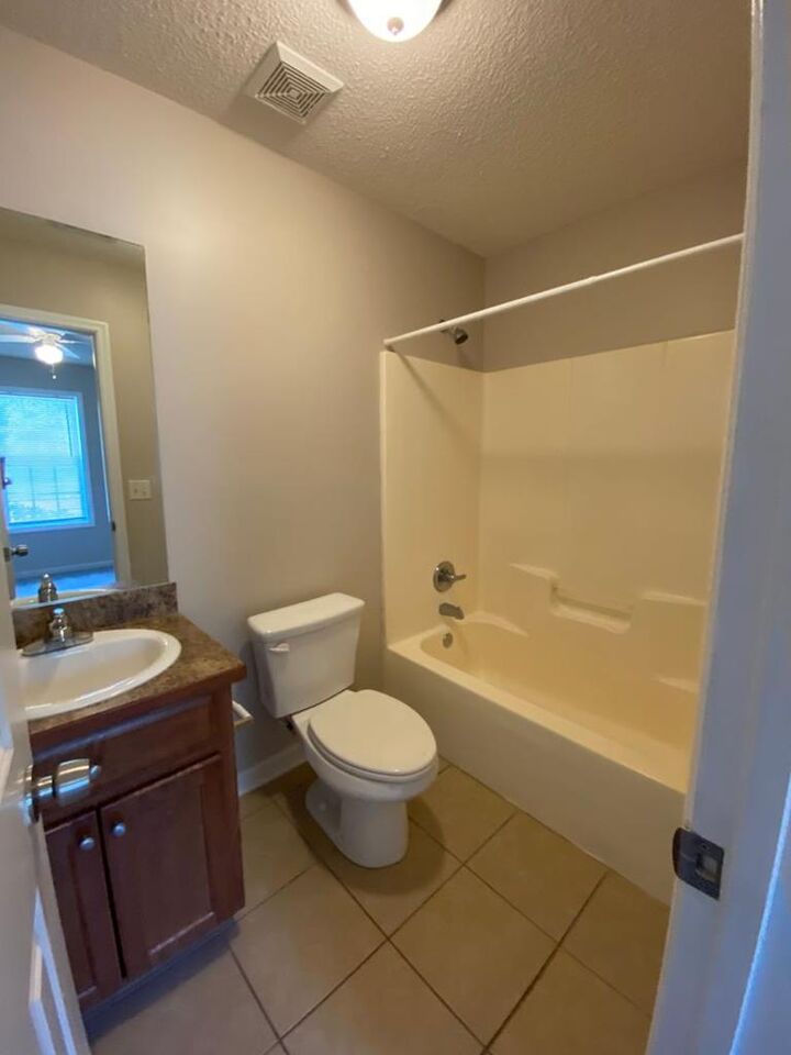 Property Photo:  211 Gard Street 2  GA 31602 
