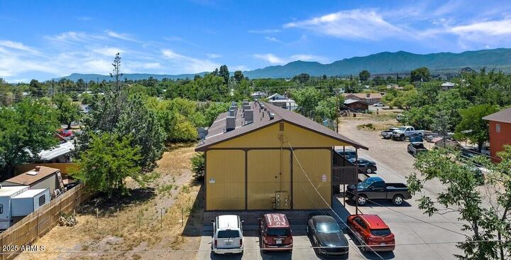 Property Photo: 1111 E Cochise Street AZ 86326
