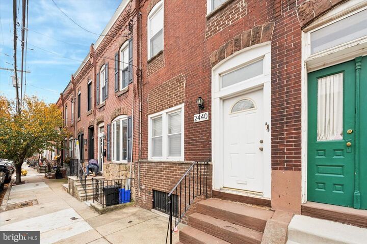 Property Photo: 2440 Carpenter Street PA 19146