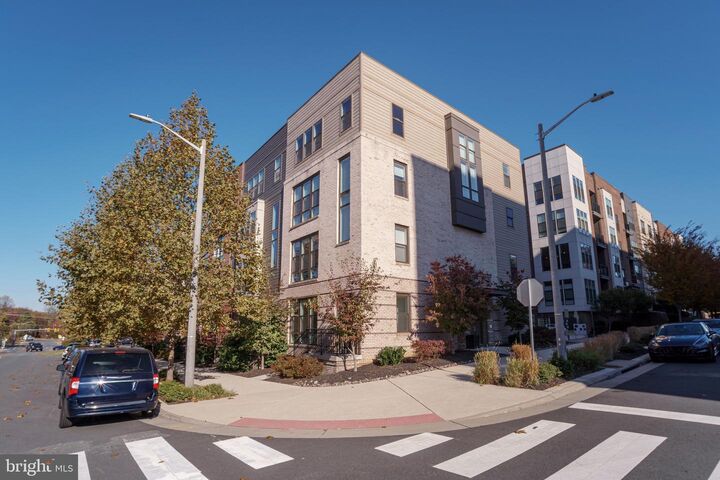 Property Photo: 1873 Michael Faraday Drive 1 VA 20190