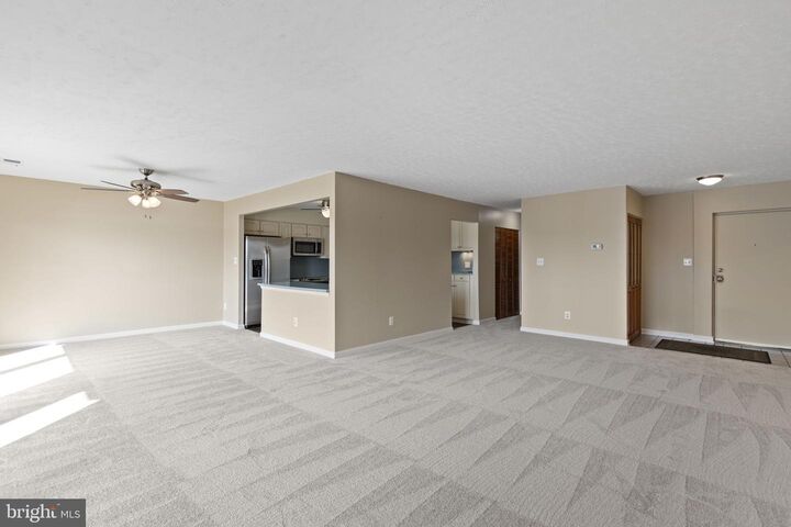 Property Photo: 546 Riviera Drive B 546-B MD 21085