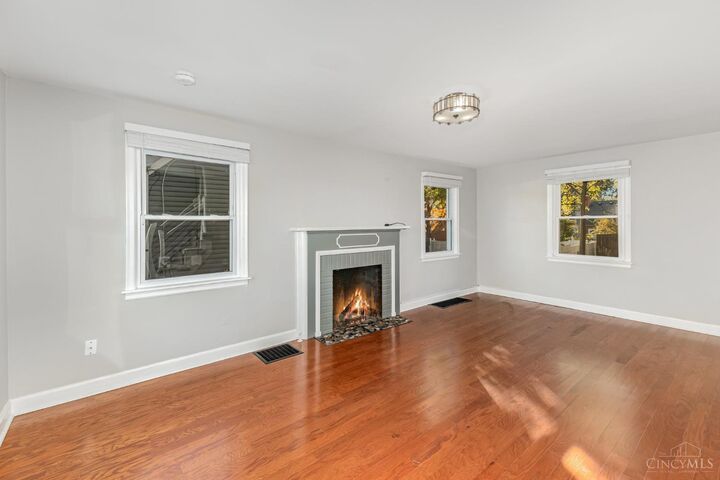 Property Photo: 7833 Plainfield Road OH 45236