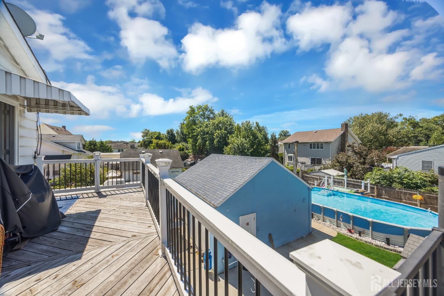 Property Photo: 98 William Street NJ 08882