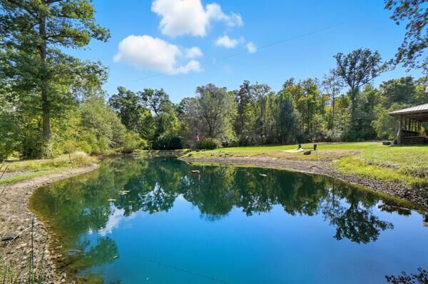 Property Photo: 170 N Parkview Road OH 43084