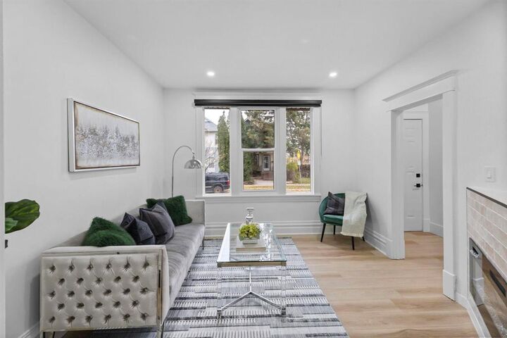 Property Photo:  535 Camden Place  MB R3G 2V8 