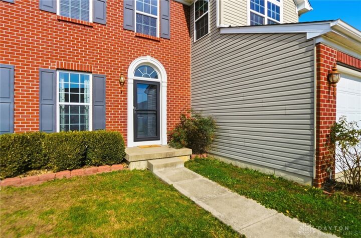 Property Photo: 1922 Spring Ridge Drive OH 45385