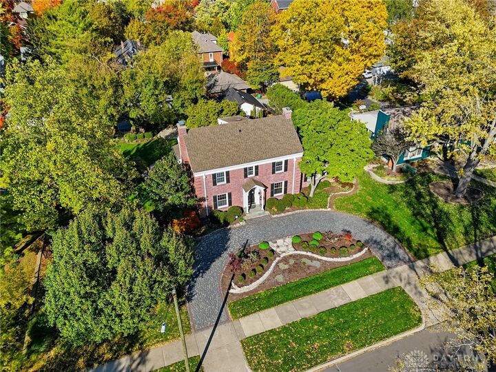 Property Photo: 321 E Schantz Avenue OH 45409