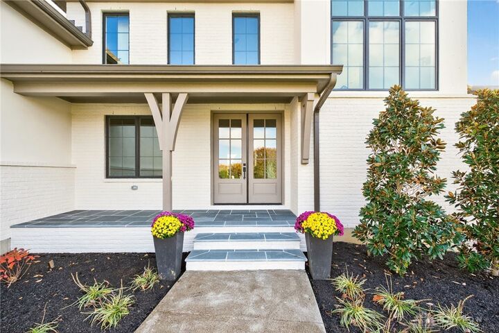 Property Photo: 1557 Ashbury Woods Drive OH 45458