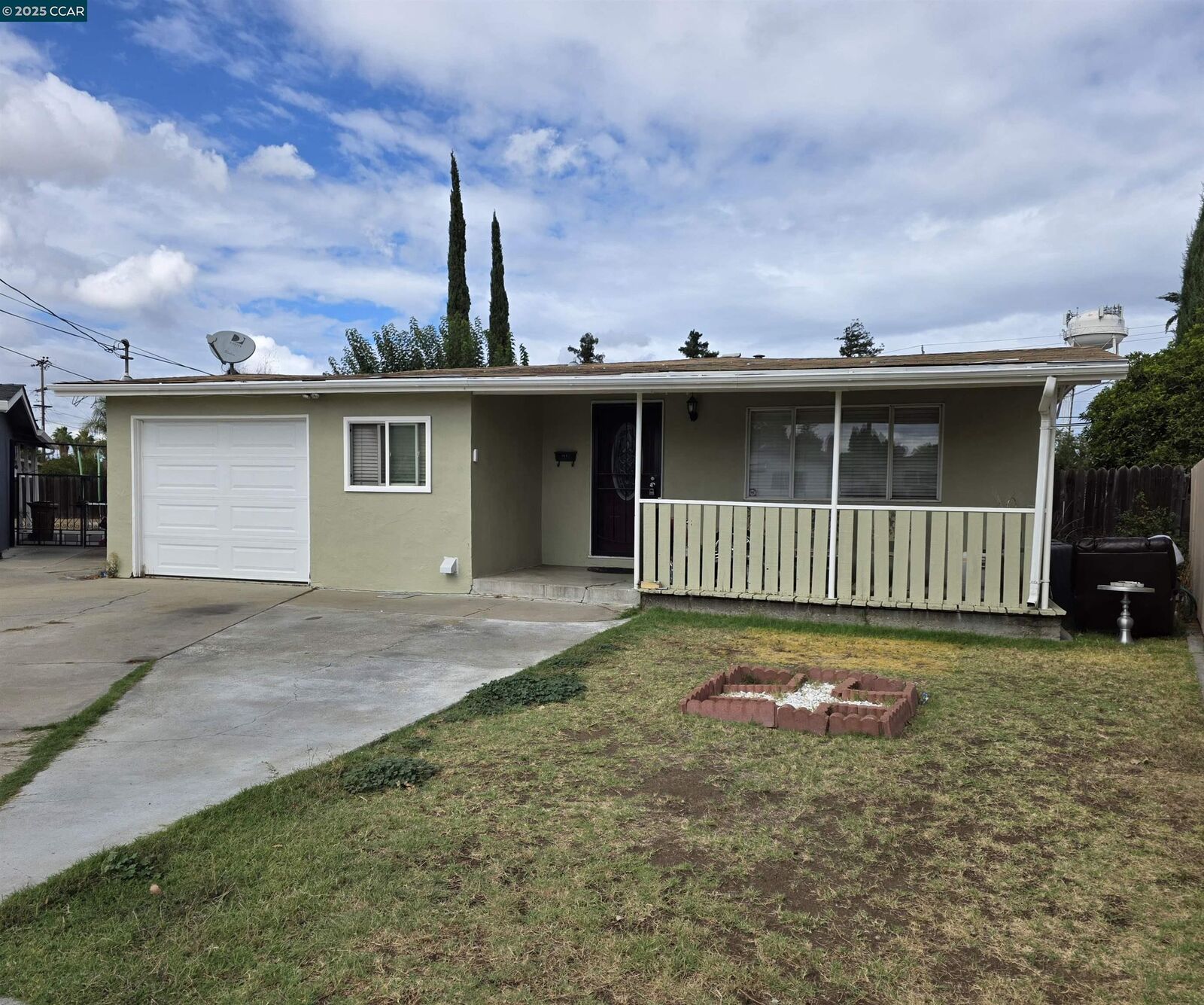 Property Photo:  753 Castle Court  CA 94513 