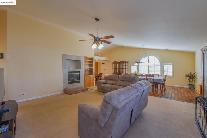 Property Photo:  10626 River Oak Ct  CA 95327 